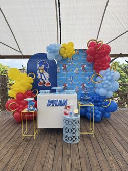 Party Decoration Balloon Setup Sonic