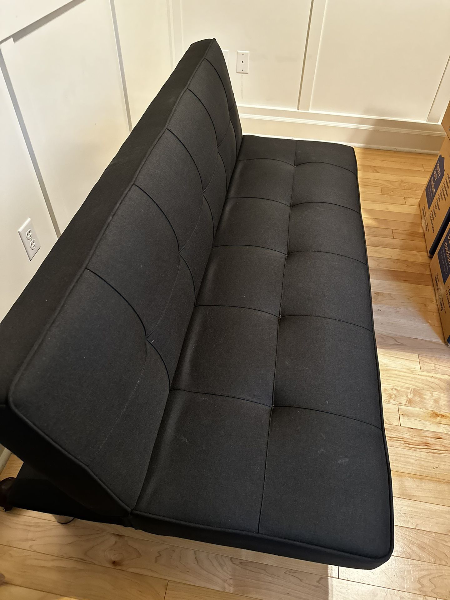 Black Futon