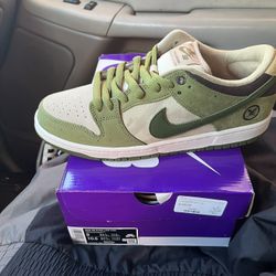 Nike SB Dunk Low