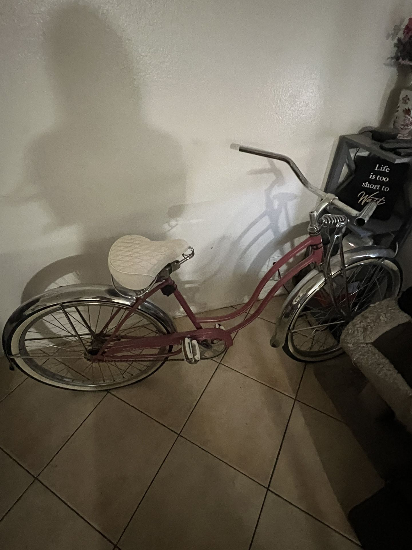 1967 SCHWINN Hollywood Bicycle Crusier 26inch