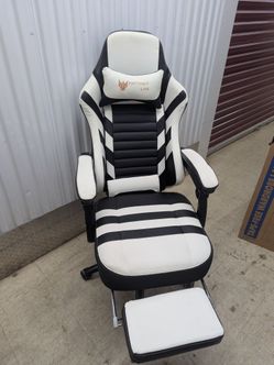 Computer/gaming chair