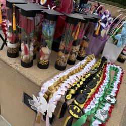 Grad Gifts And Leis 