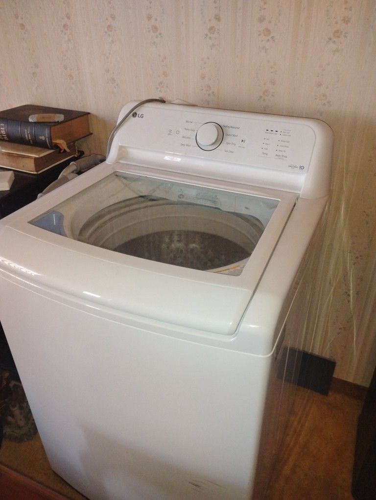 LG 4.1 Cu Ft Top Load Washer With 4-way Agitator
