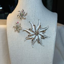 Vintage ACTll Large brooch, Accented With Center Prong Set Rhinestone Siemens With its Earrings Set