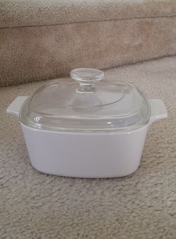 3 Qt. Corning ware Baking dish with glass lid 