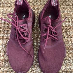 (Size: 7.5-8)Women's Adidas NMD_R1 like new