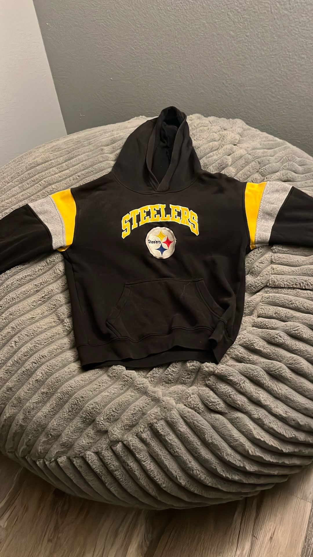 Black Steelers Youth Large Hoodie