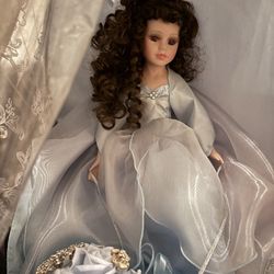 Quinceanera Doll With Carriage And Horse