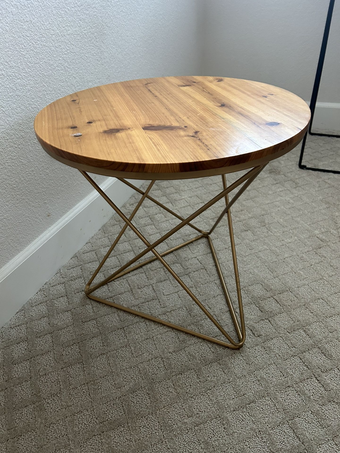 Accent Table