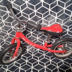 Kids Burley red balance bike