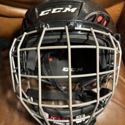 BAUER KIDS HOCKEY HELMET. SMALL