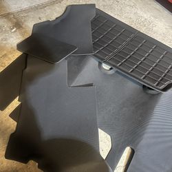 Chrysler Pacifica floor mats brand new out of box