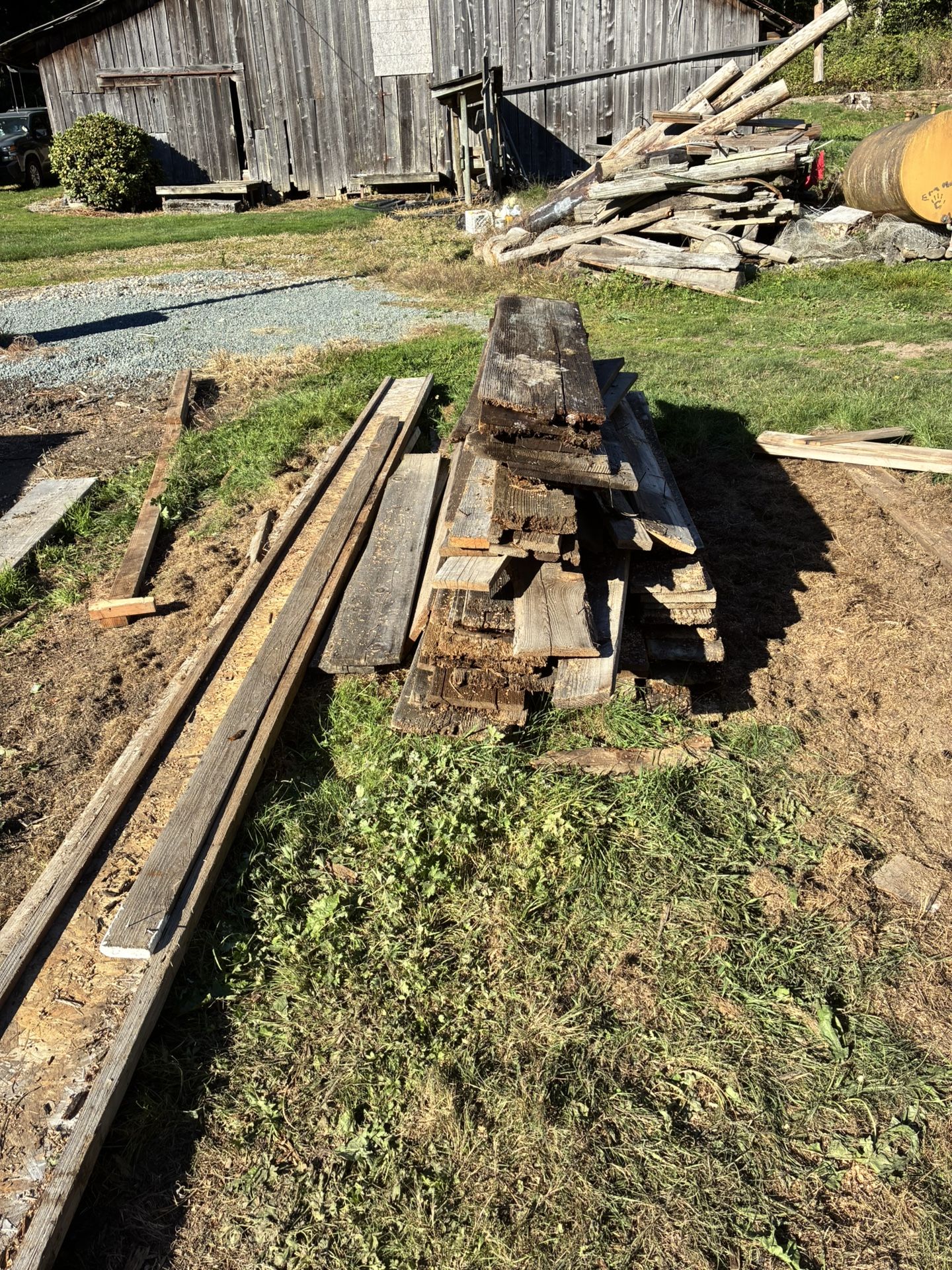Free Old barn Wood.