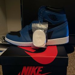 Jordan Retro 1 Marina Size 12 And 7y DM me To Inquire 