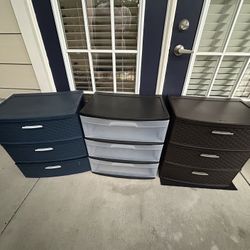 3 Plastic Drawers