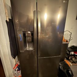LG Fridge 