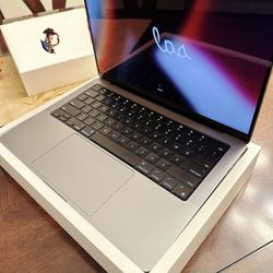 2023 MacBook Pro M3 Chip 14” 512GB SSD
