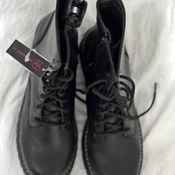 Women’s Boots 