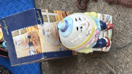 Cookie jar