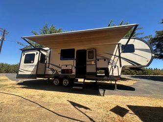 Signature Travel Trailer RV with Slide-Out and Awning