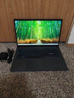 Asus Vivobook X15 Touchscreen Laptop Windows 11 Pro
