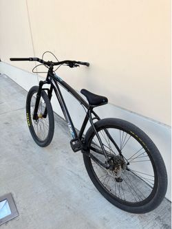Black Lucky 6 mafia bike