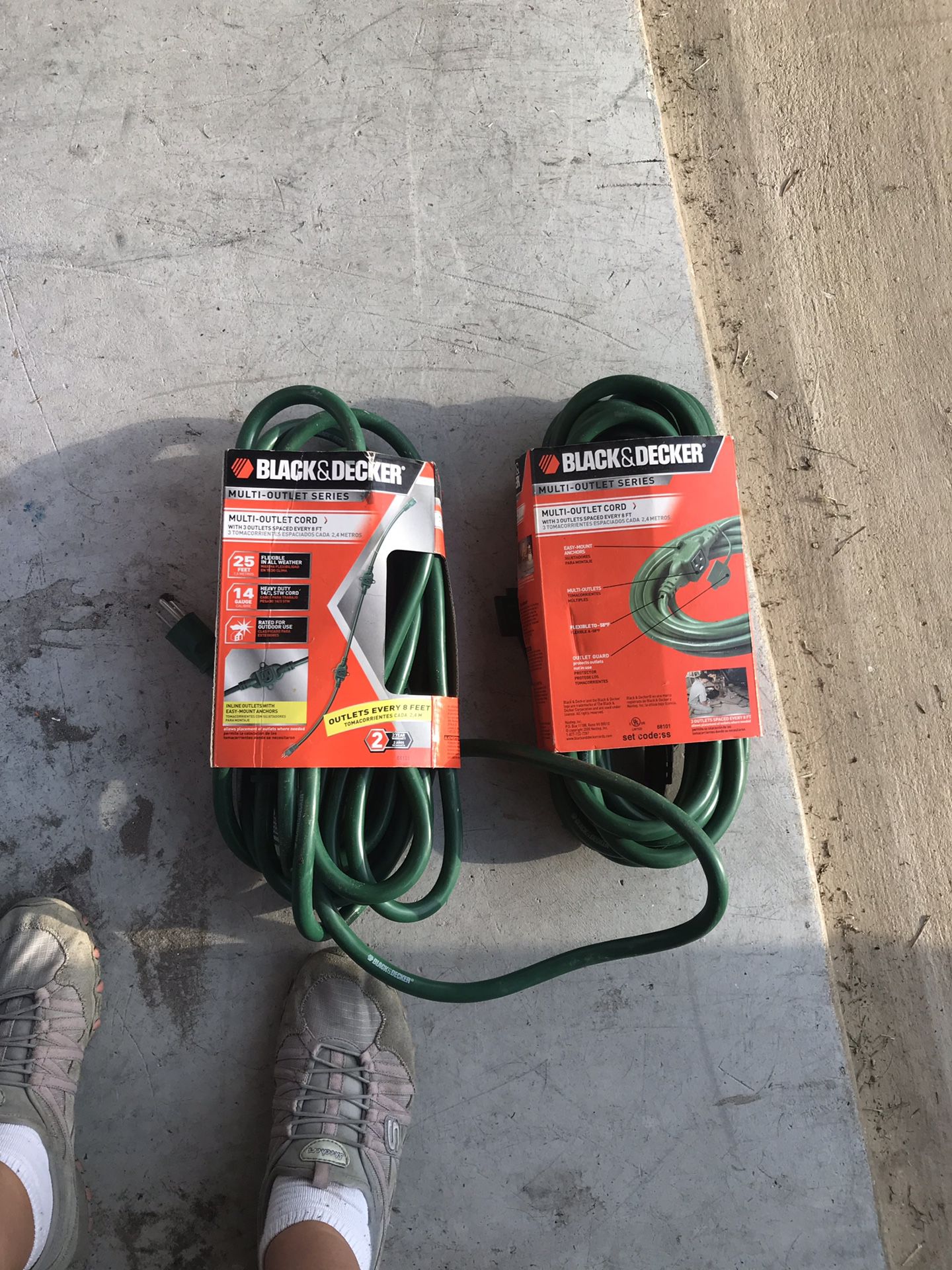Black and decker multi outlet cord.