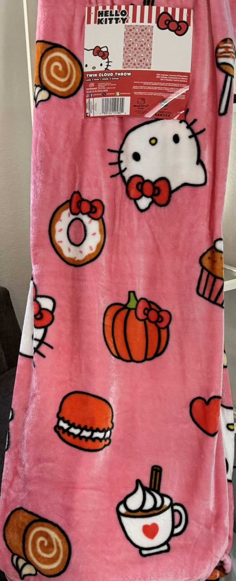 Hello Kitty Blanket 
