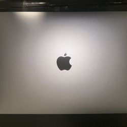 Apple MacBook Air M1 – Great Condition