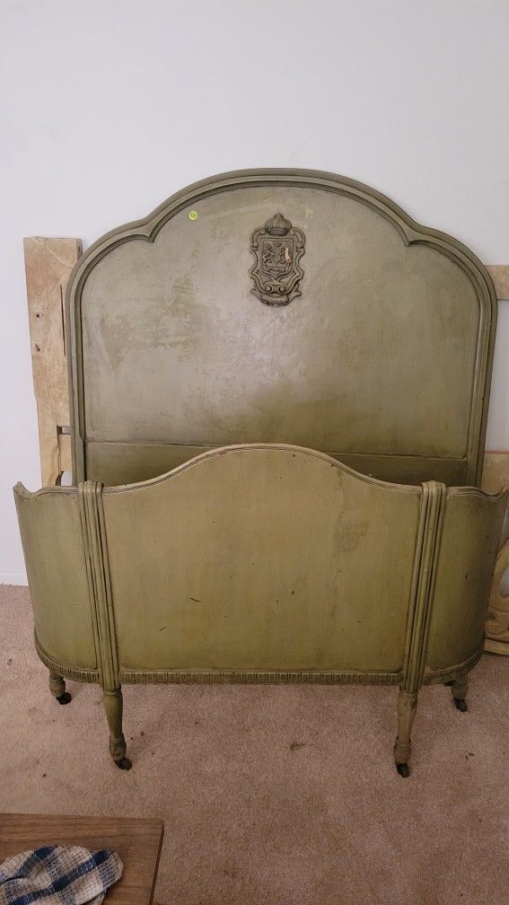 Vintage Twin Bed Headboard And Footboard