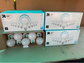 LED Plastic light bulbs none dimable. 10w consumption with 60w brightness 10pcs per box $15 or 2x$25  Bombillas Electricas LED focos de luz