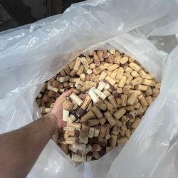PROJECT - Big bag of Wine Corks