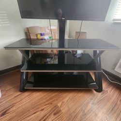 Entertainment Center/ Tv Stand