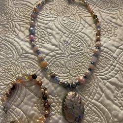Necklaces With Bracelet