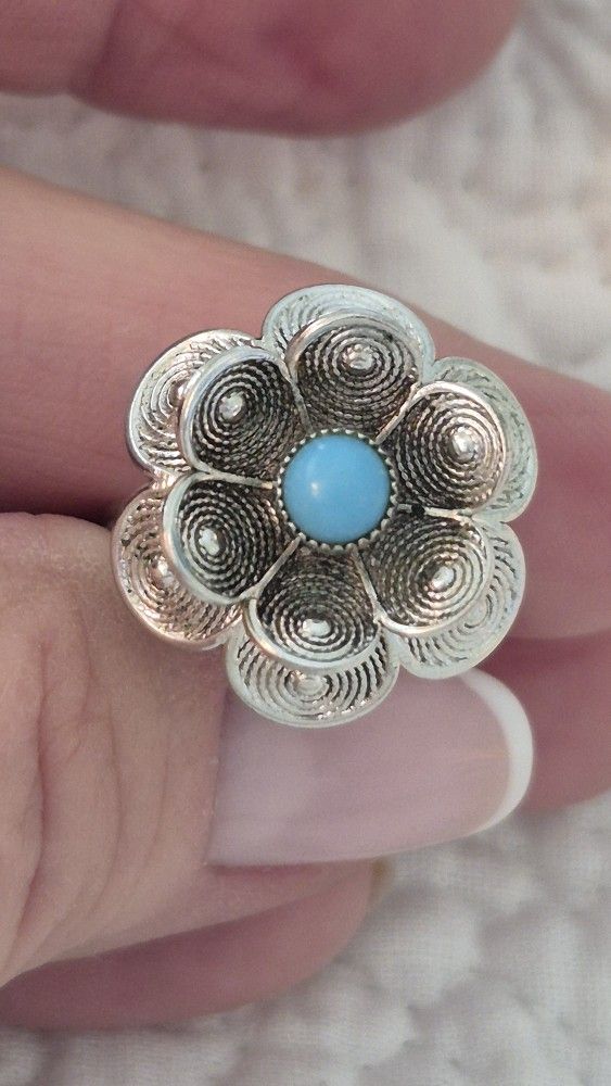 Vtg.SARAH COVENTRY Silver Tone & Turquoise Center Flower Ring- Sz5-7