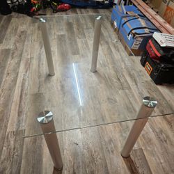 Glass Dinning Table 