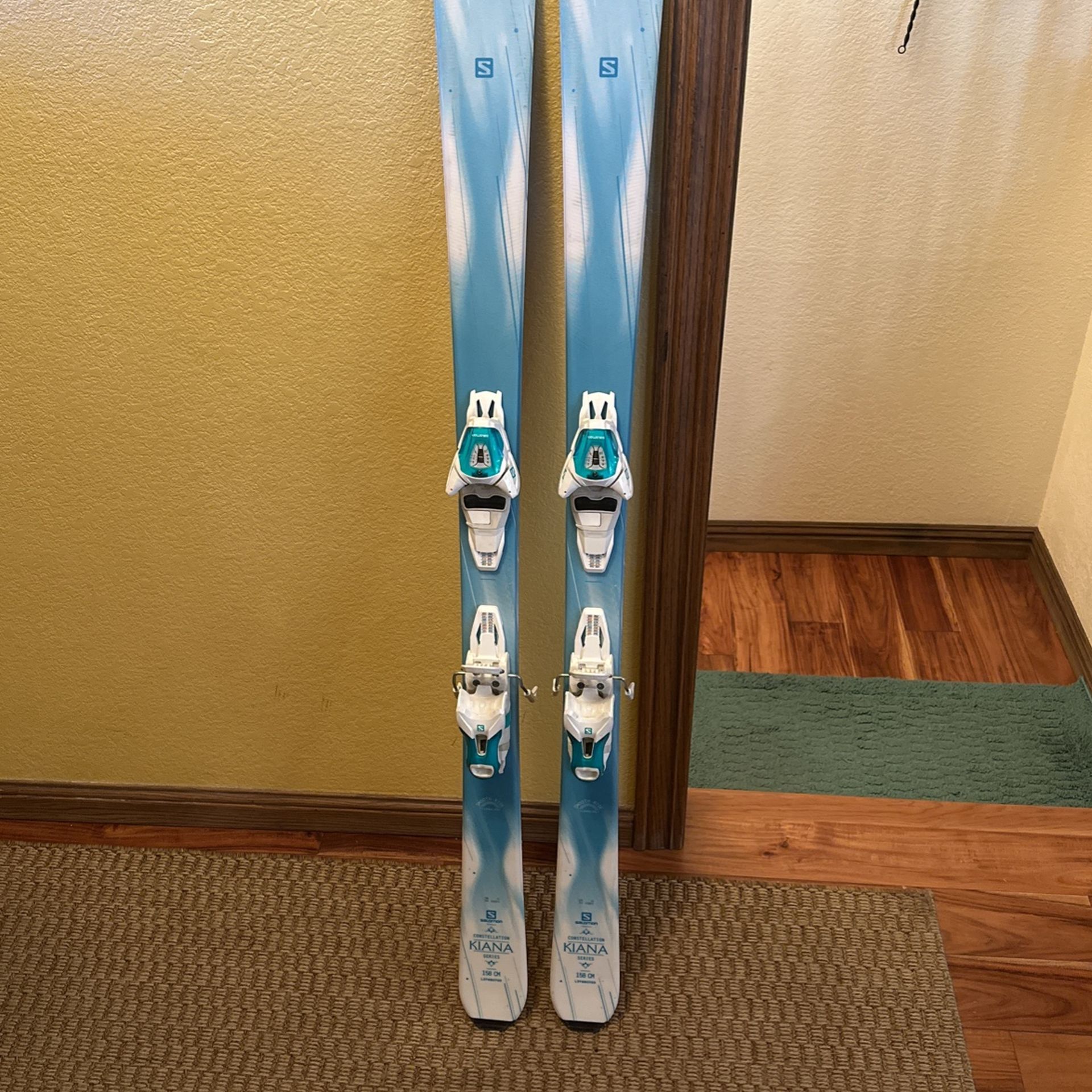 Skis Size 158