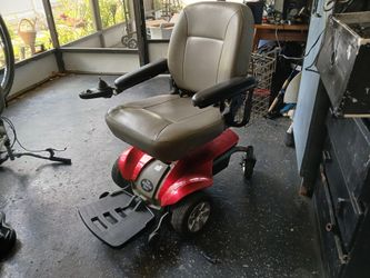 Pride GoGo Elite mobility cart