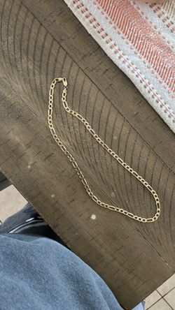 Gold Figaro chain 14 karat