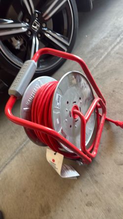 Extension cord reel