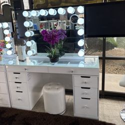 Big White Color Vanity Set NEW . Free Stool