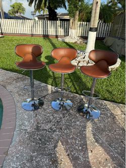 Three Bar Stools !!!   Make any Offer and come pick them up!!!