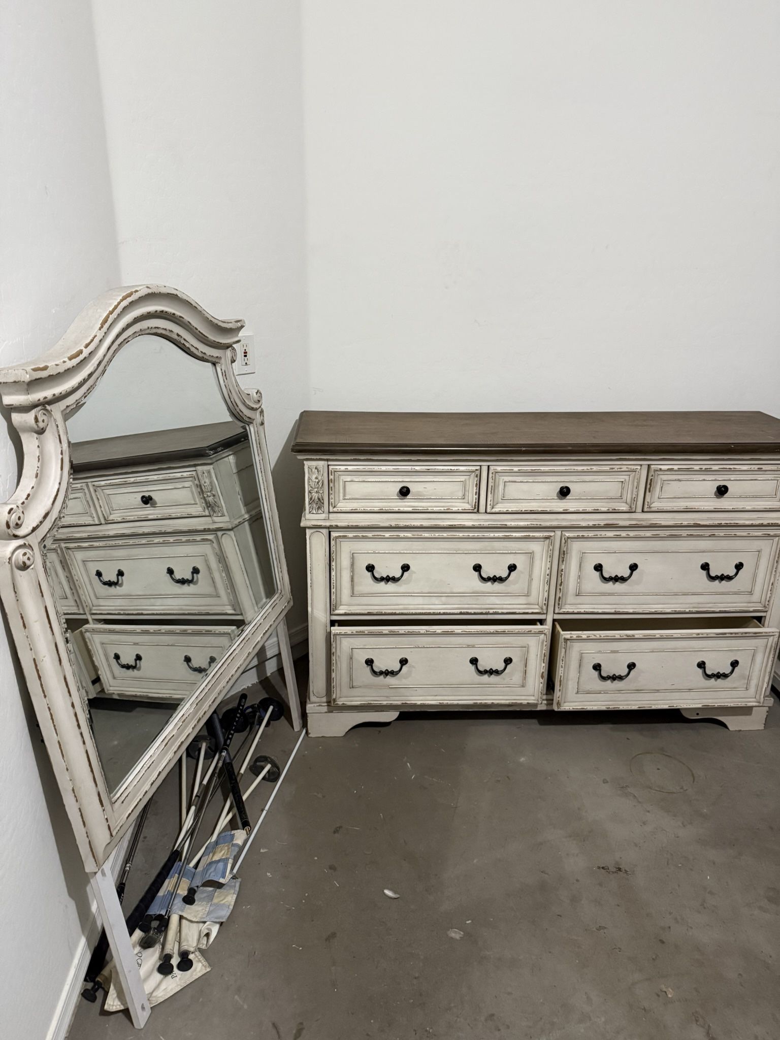 Dresser + mirror