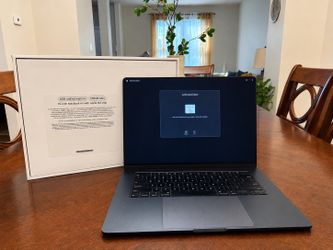 PICKUP ONLY Apple MacBook Air 15” M2 (2023) • 8GB RAM • 256GB SSD • 93% Battery • Original Box