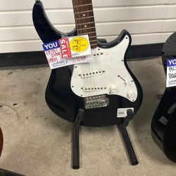 Peavy Electric Guitar 