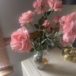 Beautiful Pink Arrangement For table