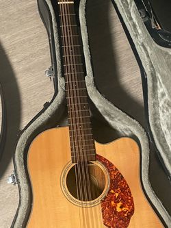 TRADE-fender cd140sce 12 string with case