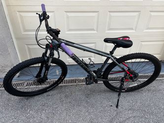 Cannondale Catalyst Mountain Bike