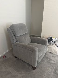 2 recliners