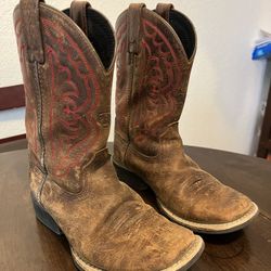 Size 12.5 Ariat Cowboy Boots (youth) (niños)